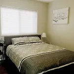Mary\'S Housr - Yvr, Downtown , Ubc