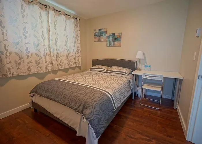 Mary\'S Housr - Yvr, Downtown , Ubc